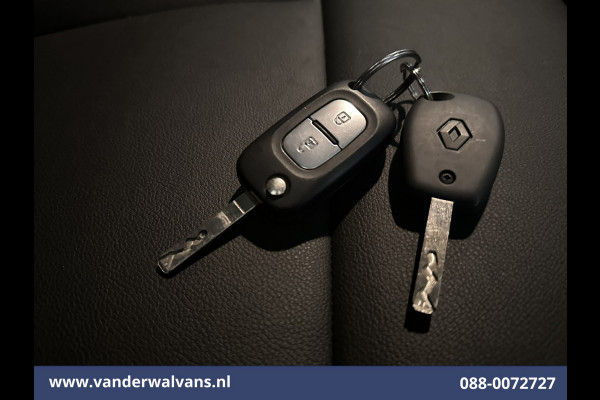 Renault Master 2.3 dCi 136pk L3H2 Euro6 Airco | Navigatie | Camera | Leder | Cruisecontrol | LED | Omvormer Sidebars, Parkeersensoren, Bijrijdersbank
