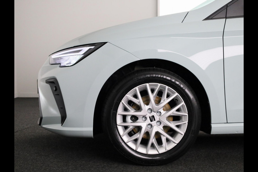 Seat Ibiza 1.0 EcoTSI FR Business Connect | DSG | Oniric Grey Metallic | Elektr Panorama Dak | Bucket Seats