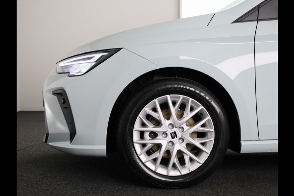 Seat Ibiza 1.0 EcoTSI FR Business Connect | DSG | Oniric Grey Metallic | Elektr Panorama Dak | Bucket Seats