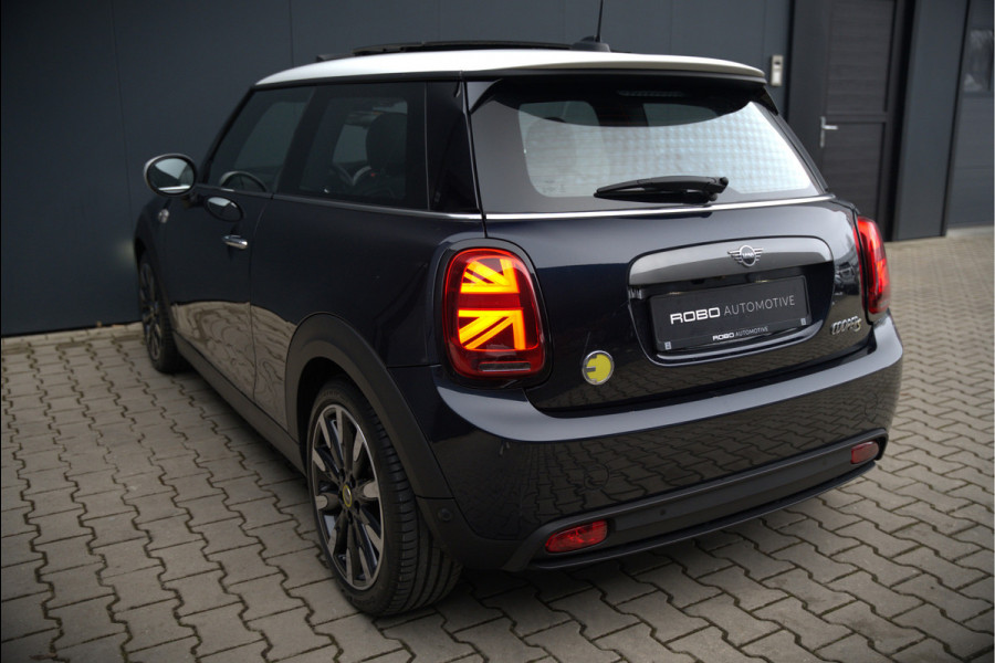 MINI Mini Electric Yours 33 kWh | Panoramadak | Harman Kardon | Head-Up Display | Union Jack | Stoelverwarming | Keyless | Apple Carplay | Navigatie | Camera | Parkeersensoren | Warmtepomp | Leer | Cruise Control | DAB |