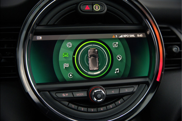 MINI Mini Electric Yours 33 kWh | Panoramadak | Harman Kardon | Head-Up Display | Union Jack | Stoelverwarming | Keyless | Apple Carplay | Navigatie | Camera | Parkeersensoren | Warmtepomp | Leer | Cruise Control | DAB |