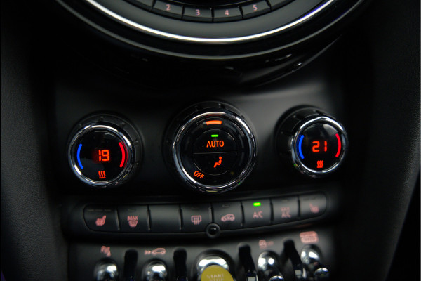 MINI Mini Electric Yours 33 kWh | Panoramadak | Harman Kardon | Head-Up Display | Union Jack | Stoelverwarming | Keyless | Apple Carplay | Navigatie | Camera | Parkeersensoren | Warmtepomp | Leer | Cruise Control | DAB |