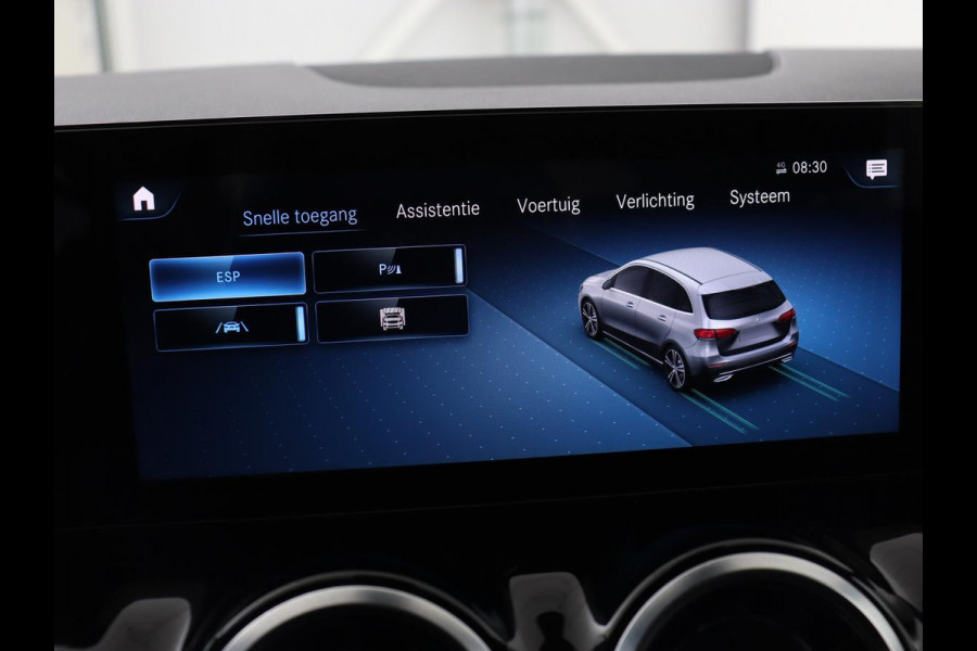 Mercedes-Benz B-Klasse 180 Business Solution | Panoramadak | Stoelverwarming | Carplay | Camera | Half leder | Navigatie | Park Assist | Keyless | Widescreen | Full LED