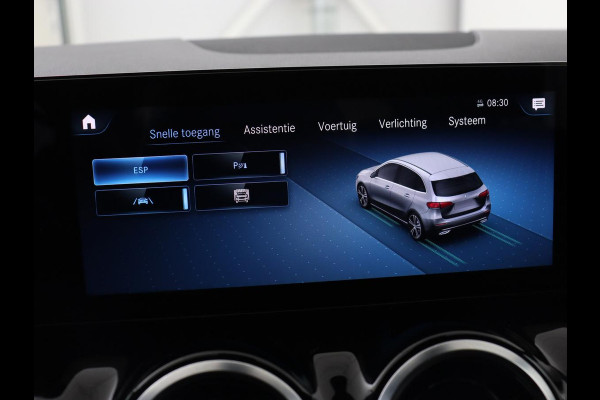 Mercedes-Benz B-Klasse 180 Business Solution | Panoramadak | Stoelverwarming | Carplay | Camera | Half leder | Navigatie | Park Assist | Keyless | Widescreen | Full LED