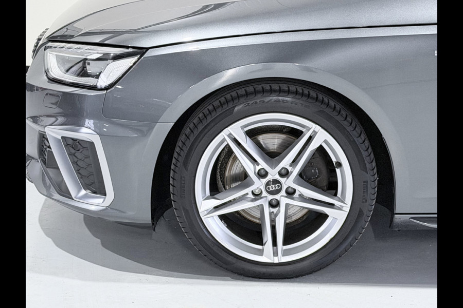 Audi A4 Avant 35 TFSI S Edition NW Model / Navi / Camera / Led / Trekhaak