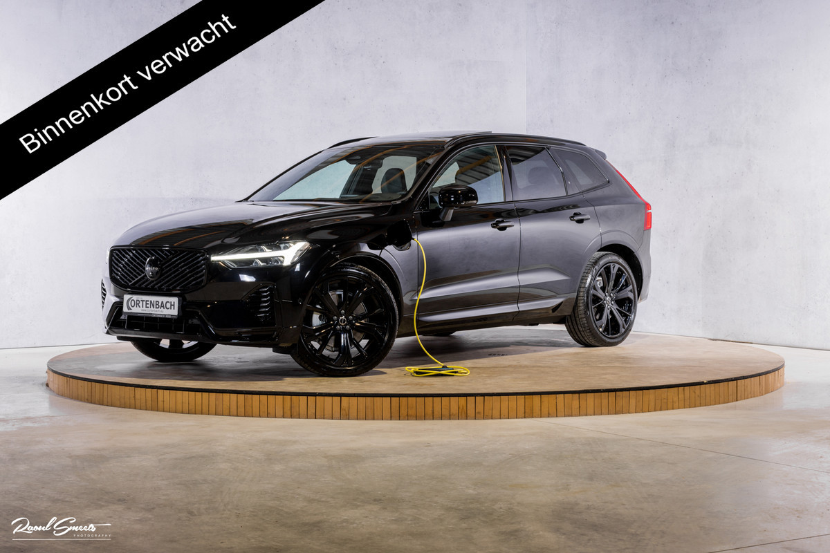 Volvo XC60 2.0 T8 Plug-in hybrid AWD Plus Black Edition | Luchtvering | Harman Kardon | Adaptieve cruise | Panorama dak | Nieuw |