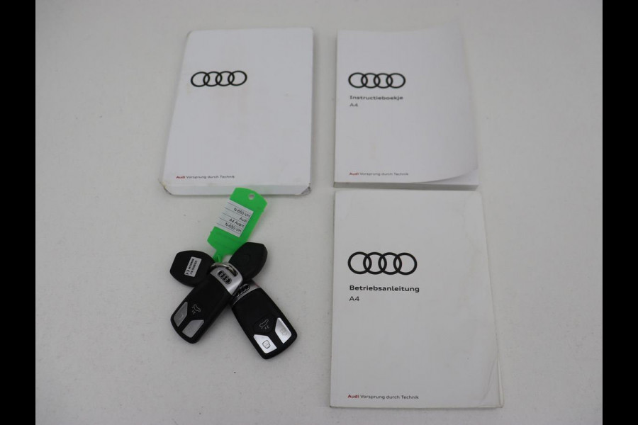 Audi A4 35 TFSI S edition | Leder | Stoelverwarming | Adaptive cruise | Memory | Camera | Carplay | Side Assist | Navigatie | Full LED | Climate control | S Line