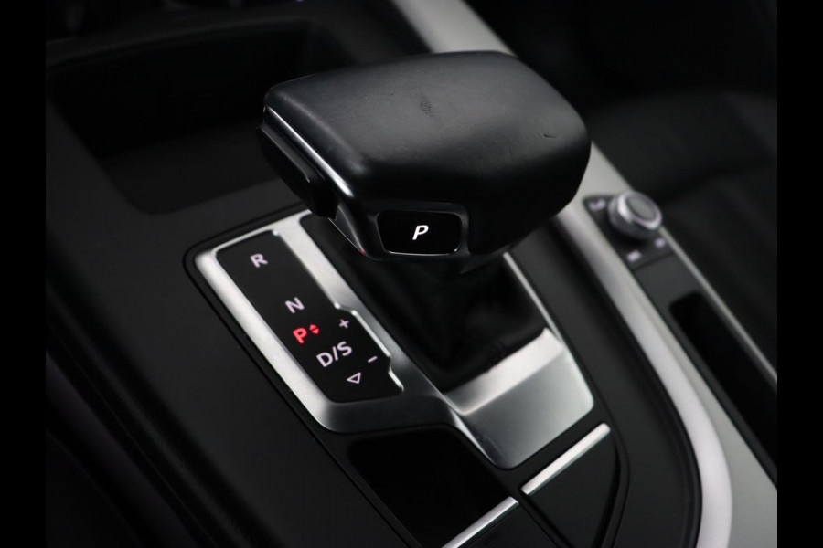 Audi A4 35 TFSI S edition | Leder | Stoelverwarming | Adaptive cruise | Memory | Camera | Carplay | Side Assist | Navigatie | Full LED | Climate control | S Line