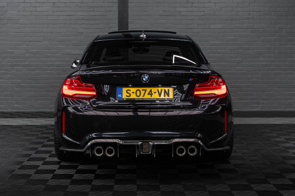 BMW 2 Serie Coupé M2 DCT | NOVA PERFORMANCE 19 INCH CUSTOM WHEELS | CS STOELEN | CS STUUR | CARBON INTERIEUR EN EXTERIEUR| voorzien van Target Blu Eye 2 en Laser Track Flare