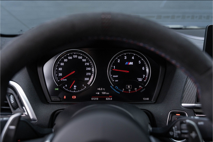 BMW 2 Serie Coupé M2 DCT | NOVA PERFORMANCE 19 INCH CUSTOM WHEELS | CS STOELEN | CS STUUR | CARBON INTERIEUR EN EXTERIEUR| voorzien van Target Blu Eye 2 en Laser Track Flare