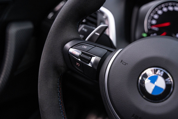 BMW 2 Serie Coupé M2 DCT | NOVA PERFORMANCE 19 INCH CUSTOM WHEELS | CS STOELEN | CS STUUR | CARBON INTERIEUR EN EXTERIEUR| voorzien van Target Blu Eye 2 en Laser Track Flare