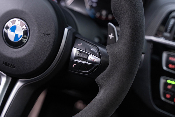 BMW 2 Serie Coupé M2 DCT | NOVA PERFORMANCE 19 INCH CUSTOM WHEELS | CS STOELEN | CS STUUR | CARBON INTERIEUR EN EXTERIEUR| voorzien van Target Blu Eye 2 en Laser Track Flare