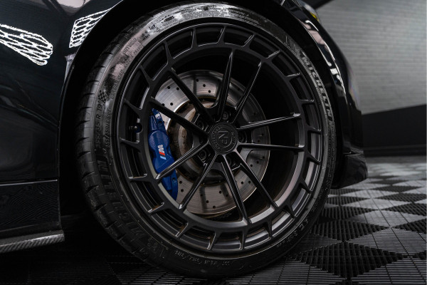 BMW 2 Serie Coupé M2 DCT | NOVA PERFORMANCE 19 INCH CUSTOM WHEELS | CS STOELEN | CS STUUR | CARBON INTERIEUR EN EXTERIEUR| voorzien van Target Blu Eye 2 en Laser Track Flare