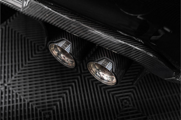 BMW 2 Serie Coupé M2 DCT | NOVA PERFORMANCE 19 INCH CUSTOM WHEELS | CS STOELEN | CS STUUR | CARBON INTERIEUR EN EXTERIEUR| voorzien van Target Blu Eye 2 en Laser Track Flare