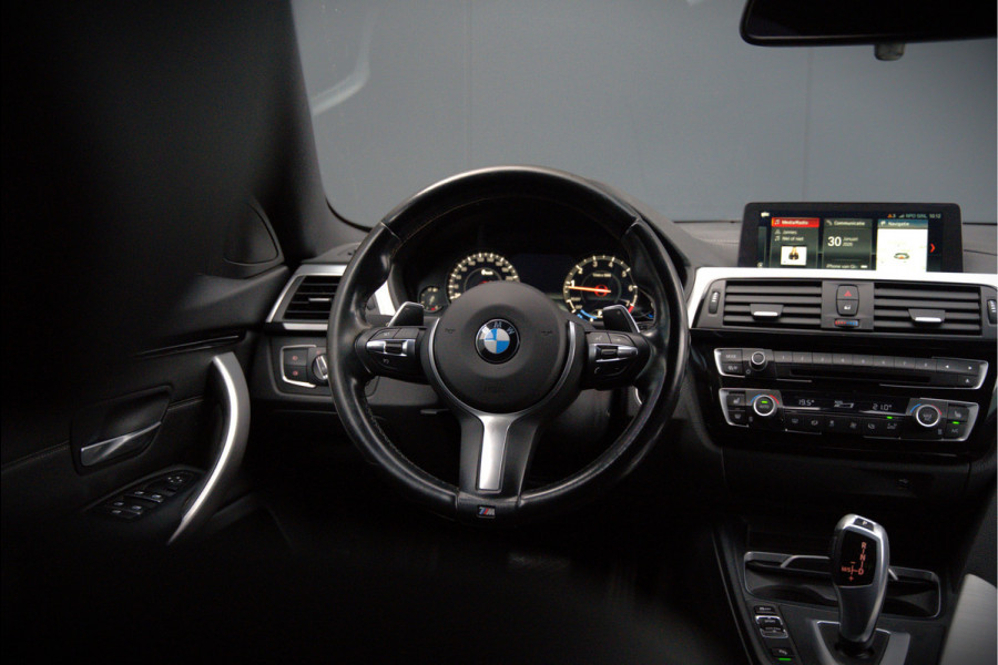 BMW 4 Serie Gran Coupé 420i Corporate Lease High Executive M Sport | M Performance | Stoelverwarming | Apple Carplay | Navigatie | Camera | Cruise Control | HIFI | Keyless | Digital Dash | DAB
