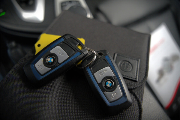 BMW 4 Serie Gran Coupé 420i Corporate Lease High Executive M Sport | M Performance | Stoelverwarming | Apple Carplay | Navigatie | Camera | Cruise Control | HIFI | Keyless | Digital Dash | DAB