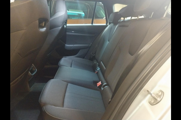 Škoda Octavia Combi 1.0 e-TSI Sport Business | Apple Carplay/Android Auto | Navigatie | Trekhaak | Parkeersensoren |