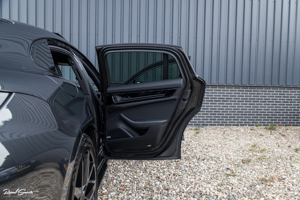 Porsche Panamera 2.9 4 E-Hybrid | 470 Pk | Nieuw model | SportDesign | Sport Chrono | Adaptieve Cruise | Memory | Matrix |