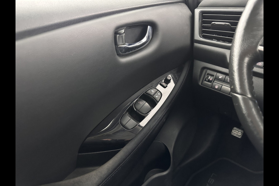 Nissan Leaf N-Connecta 40 kWh Aut. *ADAPTIVE-CRUISE | NAVI-FULLMAP | TOPVIEW | CARPLAY | KEYLESS | BLIND-SPOT |  DIGI-COCKPIT | COMFORT-SEATS | DAB | ECC | PDC | HEATED-SEATS | 17"ALU*