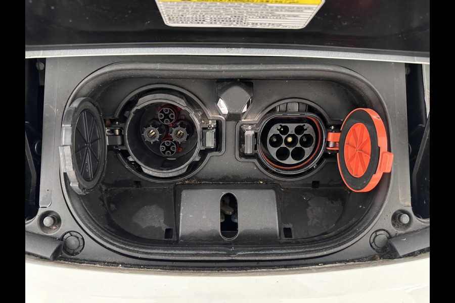 Nissan Leaf N-Connecta 40 kWh Aut. *ADAPTIVE-CRUISE | NAVI-FULLMAP | TOPVIEW | CARPLAY | KEYLESS | BLIND-SPOT |  DIGI-COCKPIT | COMFORT-SEATS | DAB | ECC | PDC | HEATED-SEATS | 17"ALU*