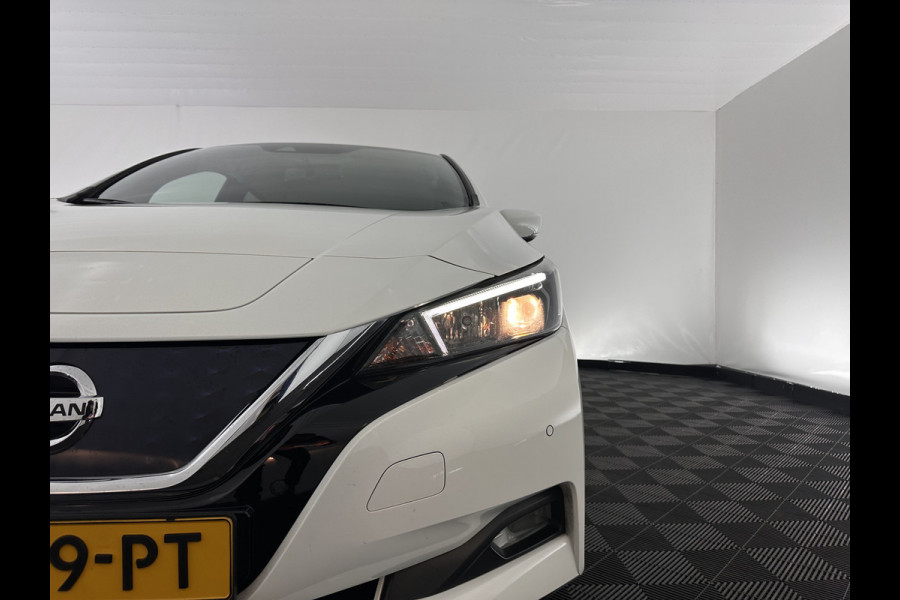 Nissan Leaf N-Connecta 40 kWh Aut. *ADAPTIVE-CRUISE | NAVI-FULLMAP | TOPVIEW | CARPLAY | KEYLESS | BLIND-SPOT |  DIGI-COCKPIT | COMFORT-SEATS | DAB | ECC | PDC | HEATED-SEATS | 17"ALU*