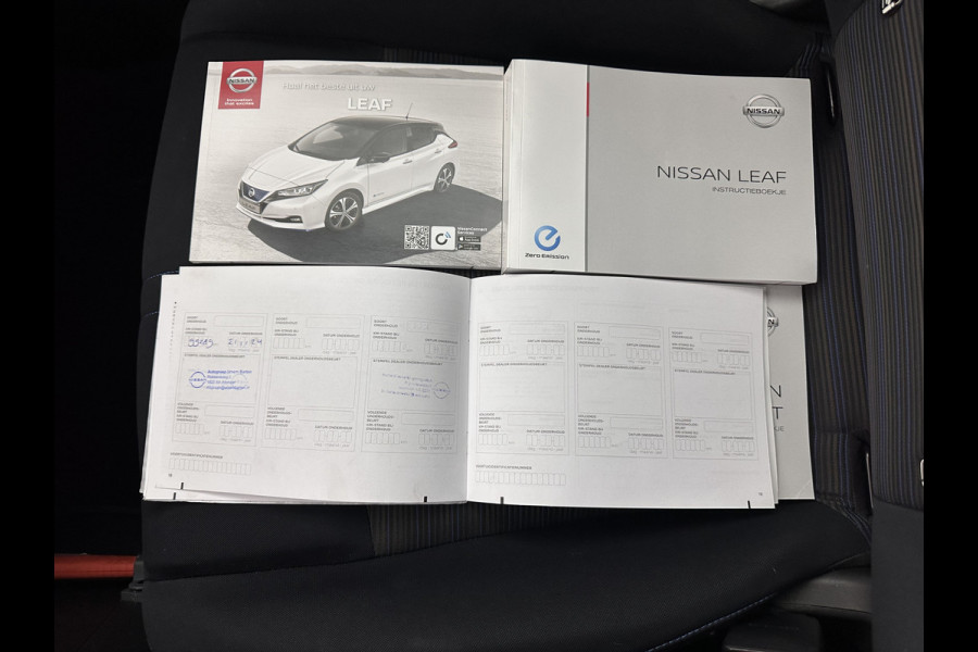 Nissan Leaf N-Connecta 40 kWh Aut. *ADAPTIVE-CRUISE | NAVI-FULLMAP | TOPVIEW | CARPLAY | KEYLESS | BLIND-SPOT |  DIGI-COCKPIT | COMFORT-SEATS | DAB | ECC | PDC | HEATED-SEATS | 17"ALU*