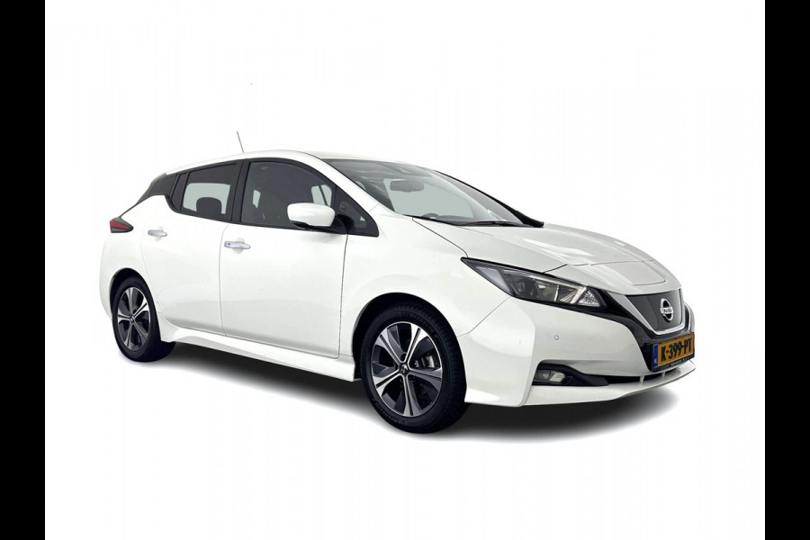 Nissan Leaf N-Connecta 40 kWh Aut. *ADAPTIVE-CRUISE | NAVI-FULLMAP | TOPVIEW | CARPLAY | KEYLESS | BLIND-SPOT |  DIGI-COCKPIT | COMFORT-SEATS | DAB | ECC | PDC | HEATED-SEATS | 17"ALU*