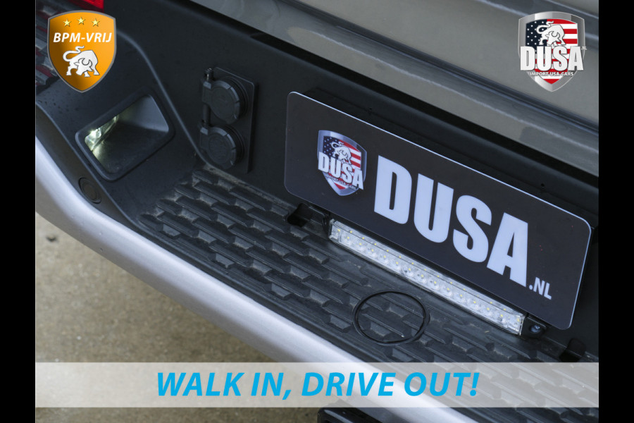 Dodge Ram 1500 | Laramie | Night | 3.0L I6 Hurricane | Crew Cab | 4X4 | | BPM-VRIJ | Niveau regeling | Passenger Display | Getoonde accessoires zijn verkrijgbaar tegen meerprijs