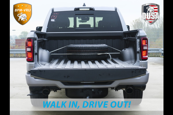 Dodge Ram 1500 | Laramie | Night | 3.0L I6 Hurricane | Crew Cab | 4X4 | | BPM-VRIJ | Niveau regeling | Passenger Display | Getoonde accessoires zijn verkrijgbaar tegen meerprijs