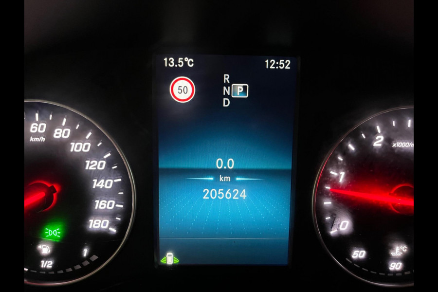 Mercedes-Benz Sprinter Automaat 211 2.2 CDI L2H2 3Persoons, Imperiaal + Trap, Kast, M-BUX, Trekhaak, RIJKLAARPRIJS! NETTE BUS!