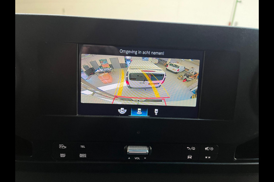 Mercedes-Benz Sprinter Automaat 211 2.2 CDI L2H2 3Persoons, Imperiaal + Trap, Kast, M-BUX, Trekhaak, RIJKLAARPRIJS! NETTE BUS!