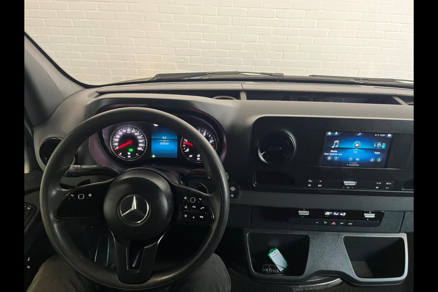 Mercedes-Benz Sprinter Automaat 211 2.2 CDI L2H2 3Persoons, Imperiaal + Trap, Kast, M-BUX, Trekhaak, RIJKLAARPRIJS! NETTE BUS!