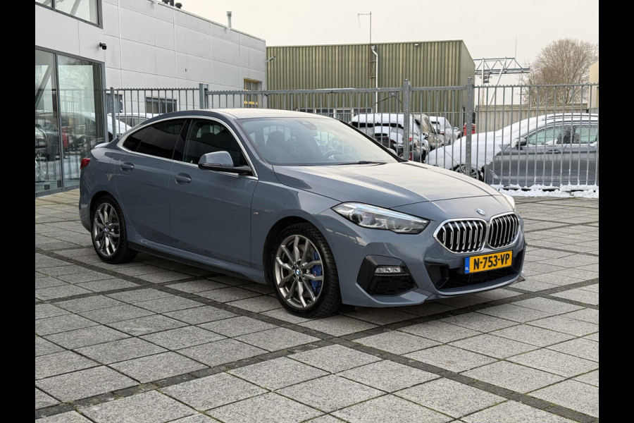 BMW 2 Serie Gran Coupé 218i Aut. M-Sport | Carplay | Camera | Sport Stoelen |