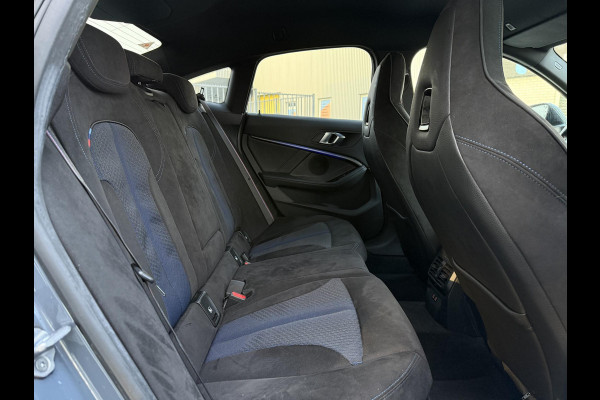 BMW 2 Serie Gran Coupé 218i Aut. M-Sport | Carplay | Camera | Sport Stoelen |