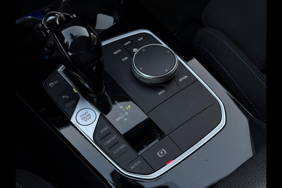 BMW 2 Serie Gran Coupé 218i Aut. M-Sport | Carplay | Camera | Sport Stoelen |