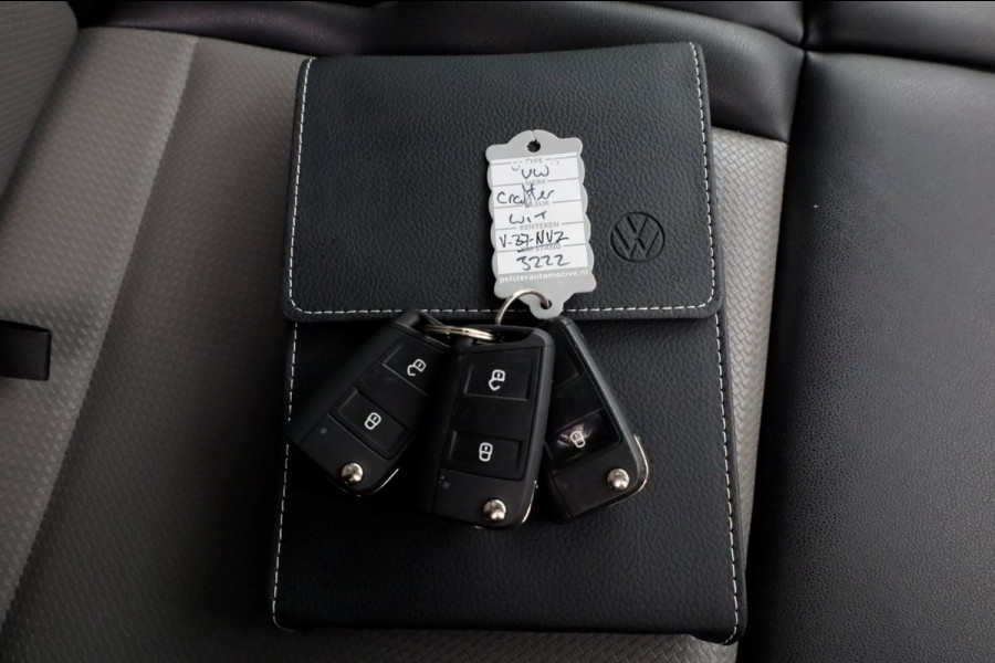 Volkswagen Crafter 35 2.0 TDI 140pk Bakwagen met laadklep en zijdeur 08-2021