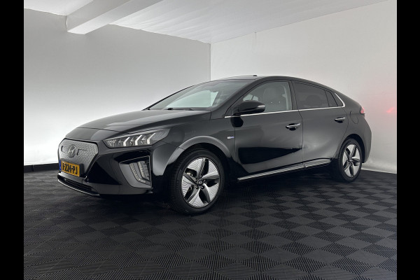 Hyundai IONIQ Premium EV 38 kWh {SOH-97%} (INCL.BTW) Aut *HEATPUMP | PANO | LEATHER | FULL-LED | ADAPTIVE-CRUISE | KEYLESS | NAVI-FULLMAP | DAB | CAMERA | MEMORY-PACK | DIGI-COCKPIT | HEATED/VENTILATED-SEATS | CCS- FASTLOADER | 16''A