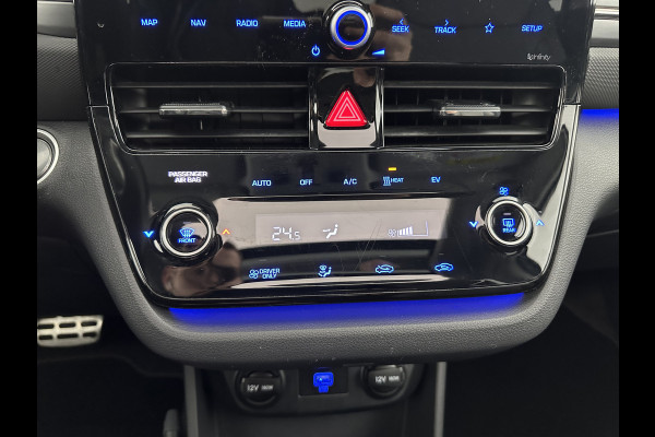 Hyundai IONIQ Premium EV 38 kWh {SOH-97%} (INCL.BTW) Aut *HEATPUMP | PANO | LEATHER | FULL-LED | ADAPTIVE-CRUISE | KEYLESS | NAVI-FULLMAP | DAB | CAMERA | MEMORY-PACK | DIGI-COCKPIT | HEATED/VENTILATED-SEATS | CCS- FASTLOADER | 16''A