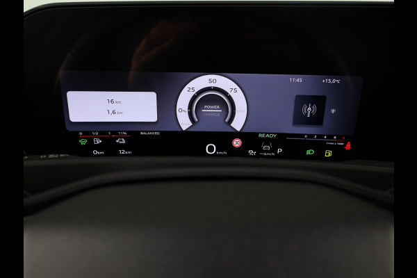 Audi Q3 Advanced edition e-hybrid 272 pk | Techniekpakket plus | Glazen panoramadak | Ambiente lichtpakket | Verwarmbaar stuurwiel |