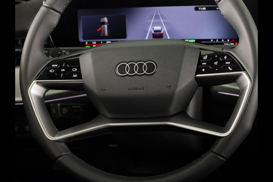 Audi Q3 Advanced edition e-hybrid 272 pk | Techniekpakket plus | Glazen panoramadak | Ambiente lichtpakket | Verwarmbaar stuurwiel |