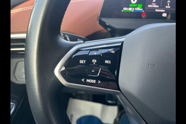 Volkswagen ID.5 Pro 77 kWh | Stoel- en stuurwielverwarming | Achteruitrijcamera | 20 inch velgen | Getint glas | Navigatie