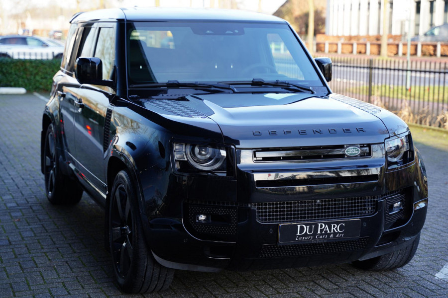 Land Rover Defender 110 P 525 V8 Black Edition / Panoramadak / Meridian
