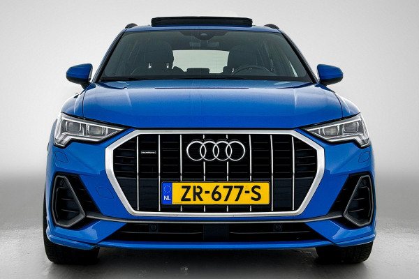 Audi Q3 40 TFSI quattro 3x S Line(NL-auto, Panorama, Dealer OndH, Digitale Dash, PDC V+A, Lane Assist, Addpt Cruise Con,Etc)