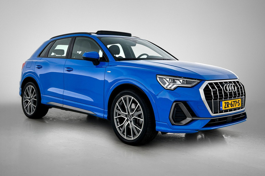 Audi Q3 40 TFSI quattro 3x S Line(NL-auto, Panorama, Dealer OndH, Digitale Dash, PDC V+A, Lane Assist, Addpt Cruise Con,Etc)