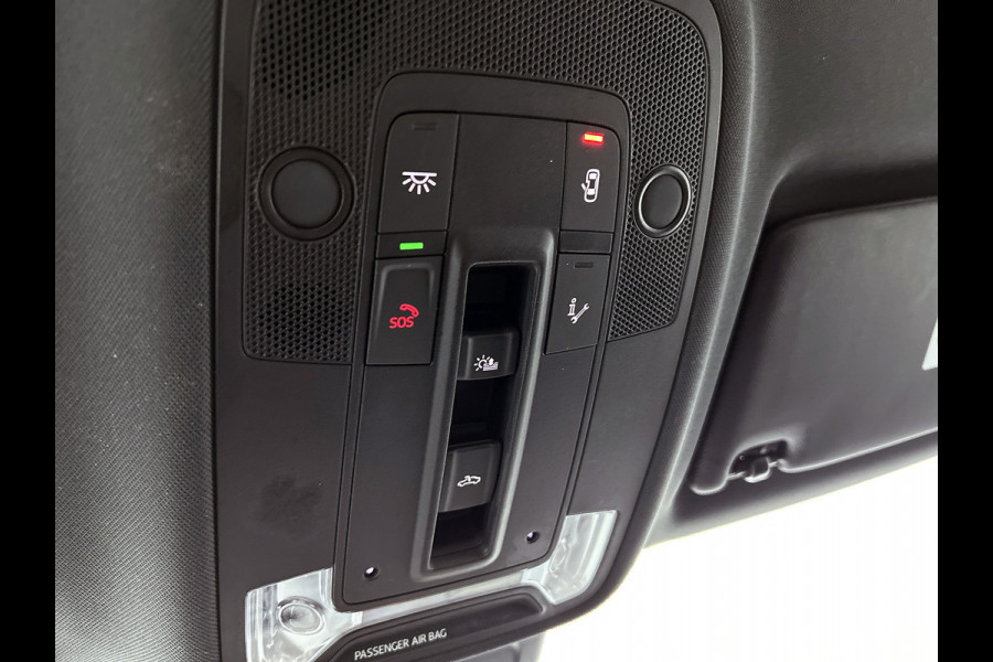 Audi Q3 40 TFSI quattro 3x S Line(NL-auto, Panorama, Dealer OndH, Digitale Dash, PDC V+A, Lane Assist, Addpt Cruise Con,Etc)