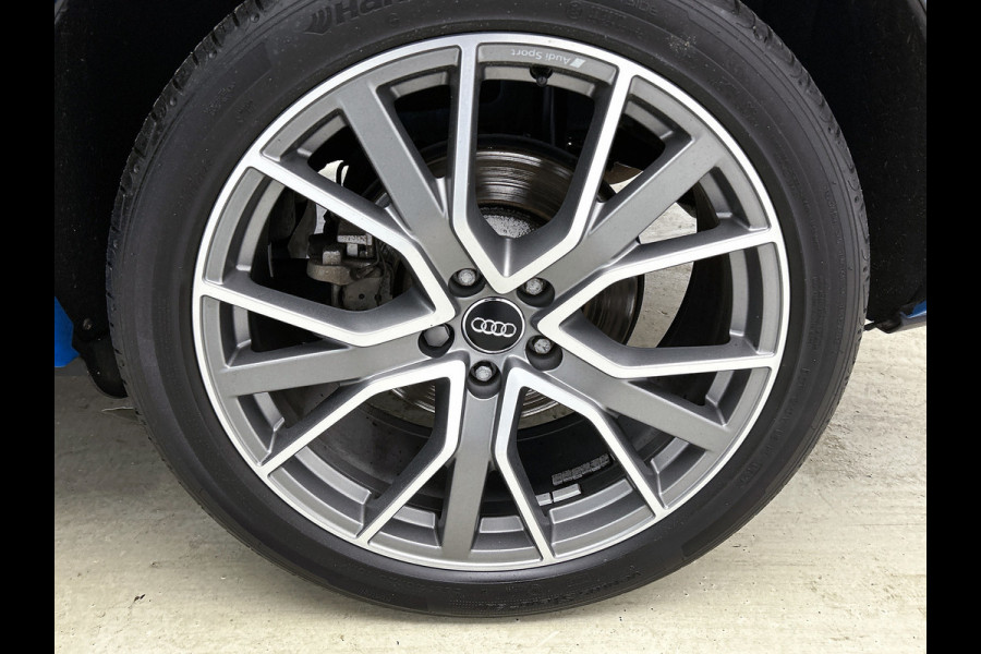 Audi Q3 40 TFSI quattro 3x S Line(NL-auto, Panorama, Dealer OndH, Digitale Dash, PDC V+A, Lane Assist, Addpt Cruise Con,Etc)