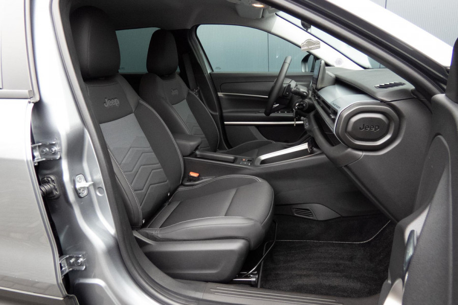 Jeep Avenger 1.2 e-Hybrid Altitude | STOELVERWARMING | ADAPTIEVE CRUISE CONTROL | PARKEERSENSOREN