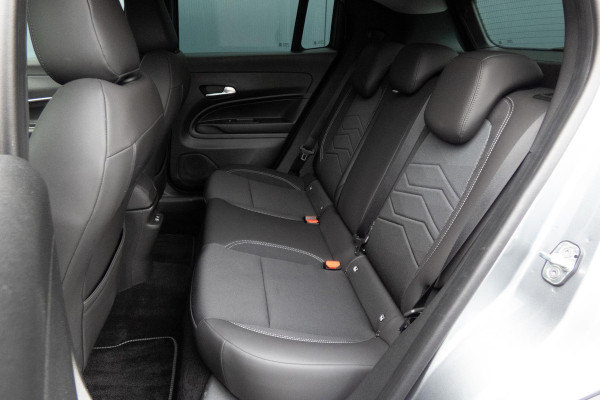 Jeep Avenger 1.2 e-Hybrid Altitude | STOELVERWARMING | ADAPTIEVE CRUISE CONTROL | PARKEERSENSOREN