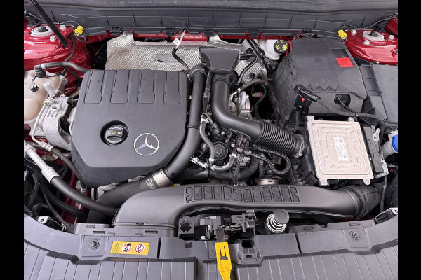 Mercedes-Benz Glb 200 AMG line | Pano Memory Multibeam Keyless