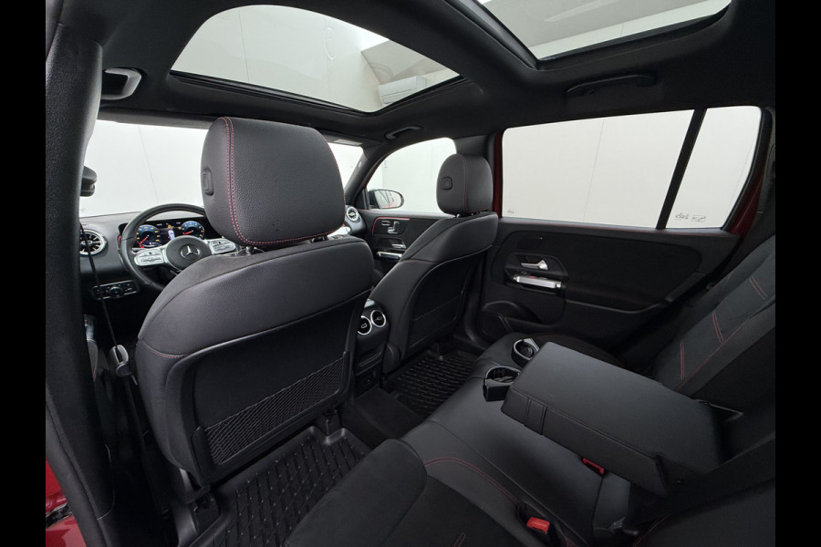 Mercedes-Benz Glb 200 AMG line | Pano Memory Multibeam Keyless